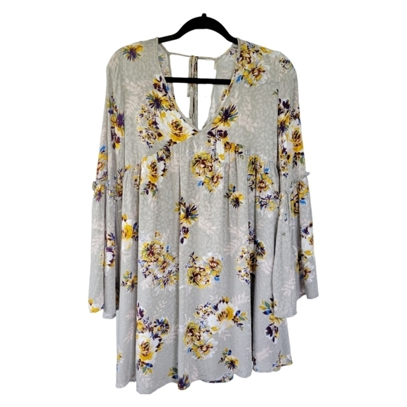 Altar’d State Bell Sleeve Boho Floral Tunic Mini Dress S Grey Fairy Garden Girl - Picture 1 of 13